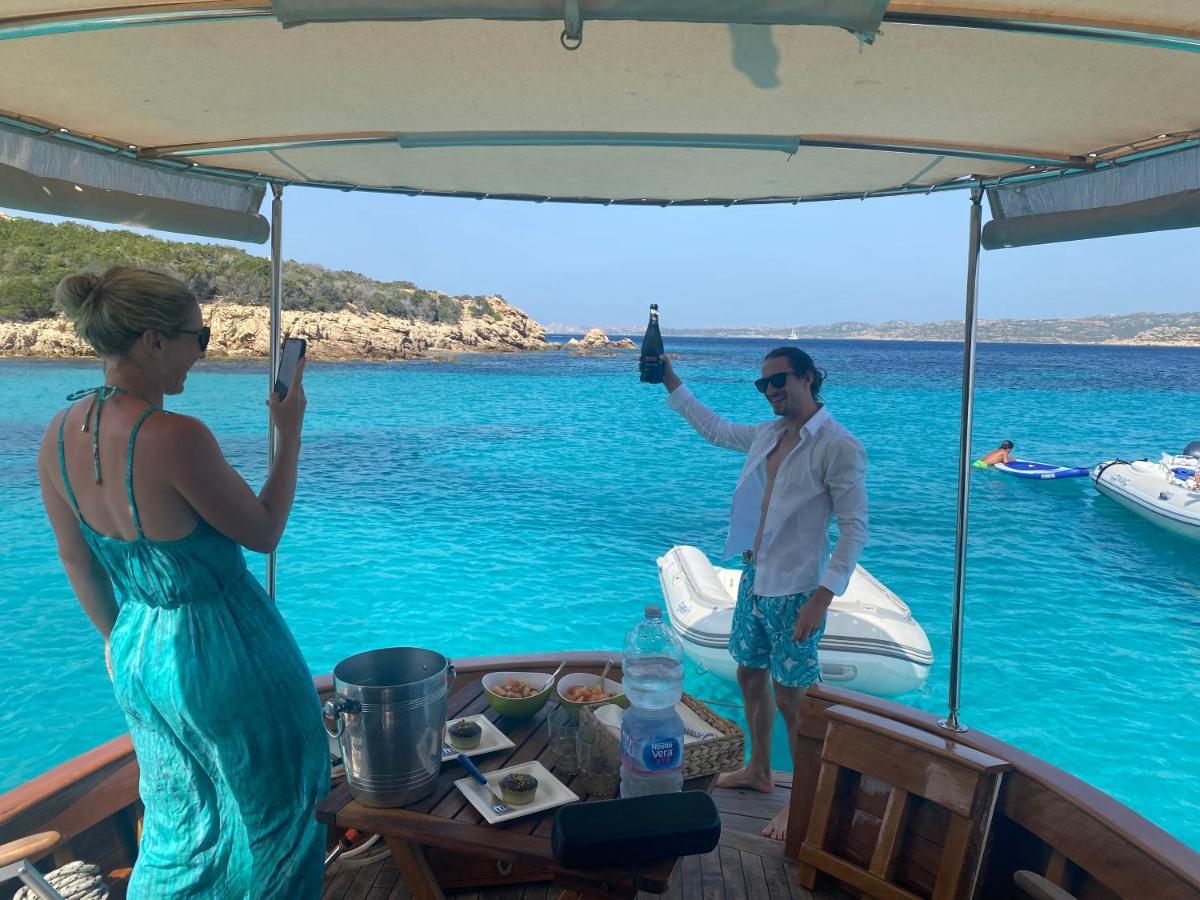 Hotel Villa Del Parco La Maddalena  Dış mekan fotoğraf