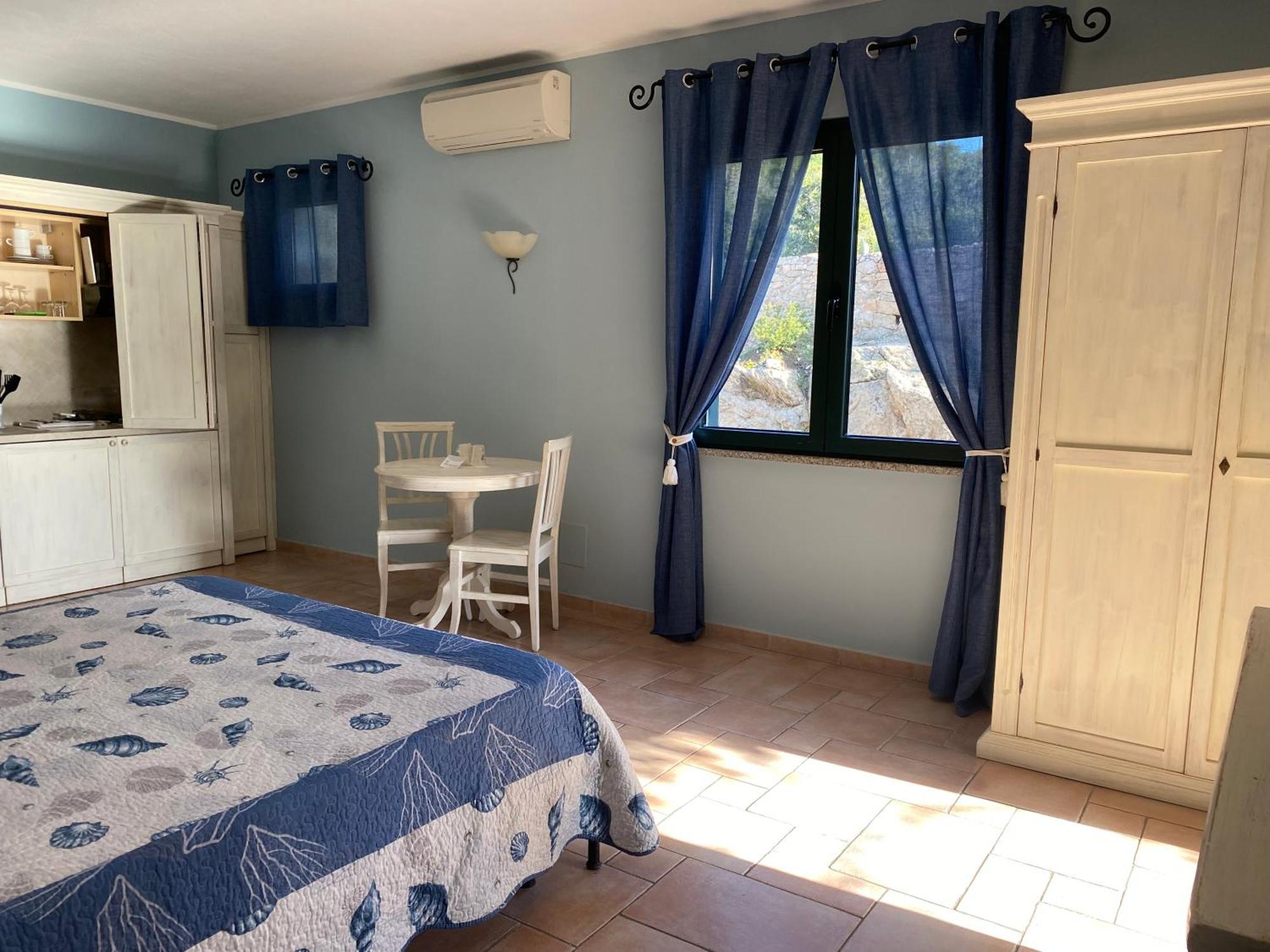 Hotel Villa Del Parco La Maddalena  Dış mekan fotoğraf