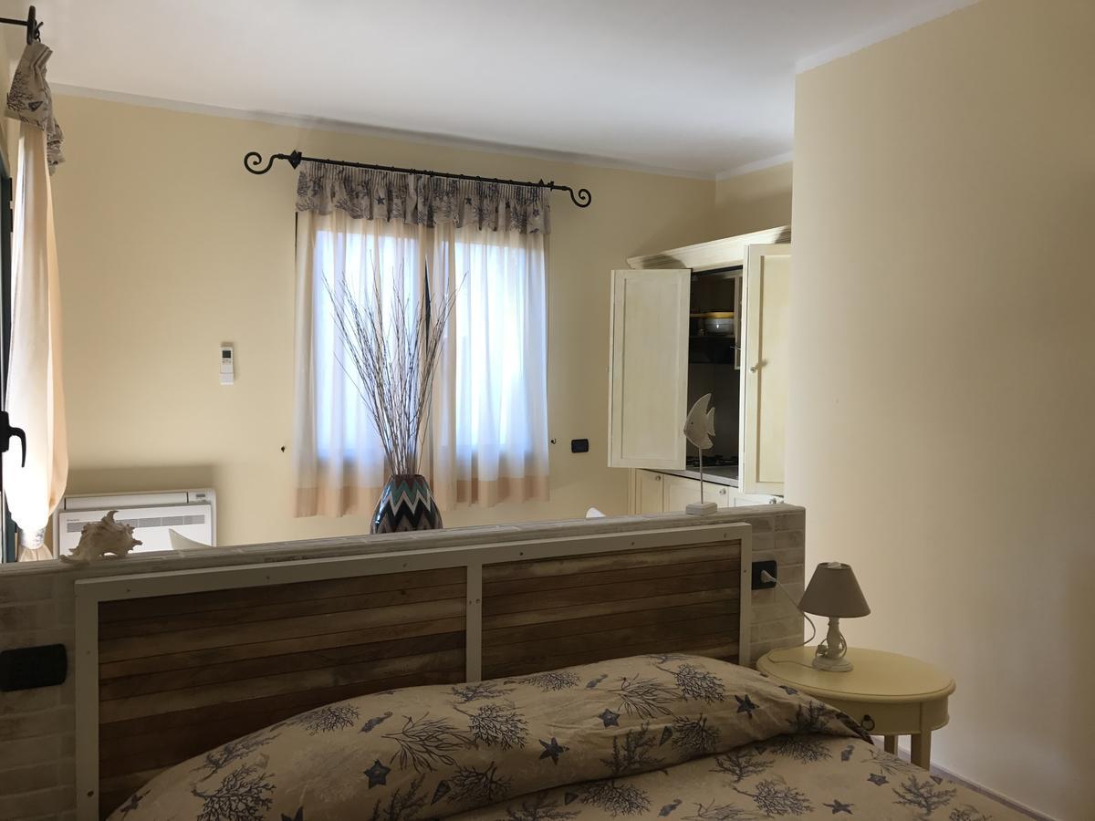 Hotel Villa Del Parco La Maddalena  Dış mekan fotoğraf